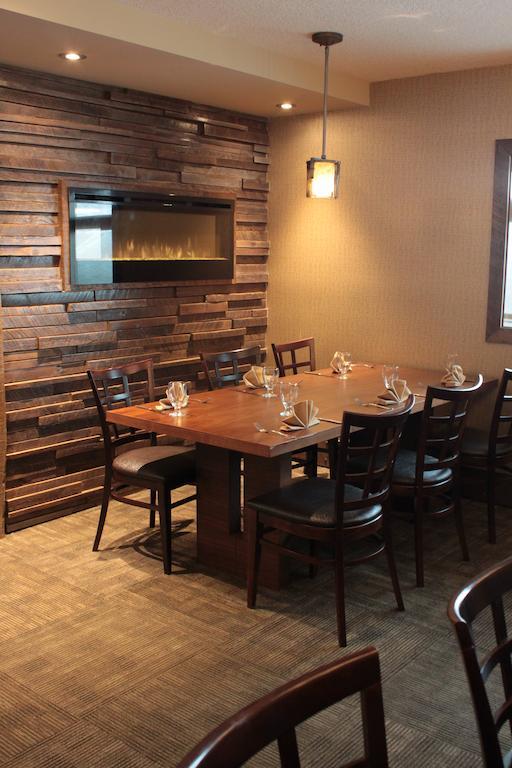 Elkhorn Resort, Spa, And Conference Centre Wasagaming Bagian luar foto