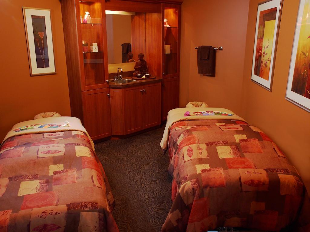 Elkhorn Resort, Spa, And Conference Centre Wasagaming Bagian luar foto